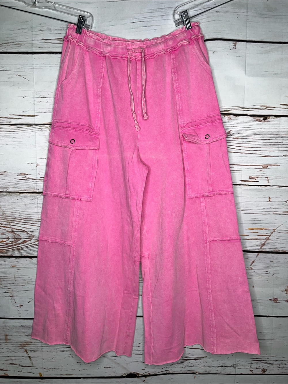 Easel NWT Size 1X Pink Acid Wash Pull On Wide Leg Cargo Knit Pants